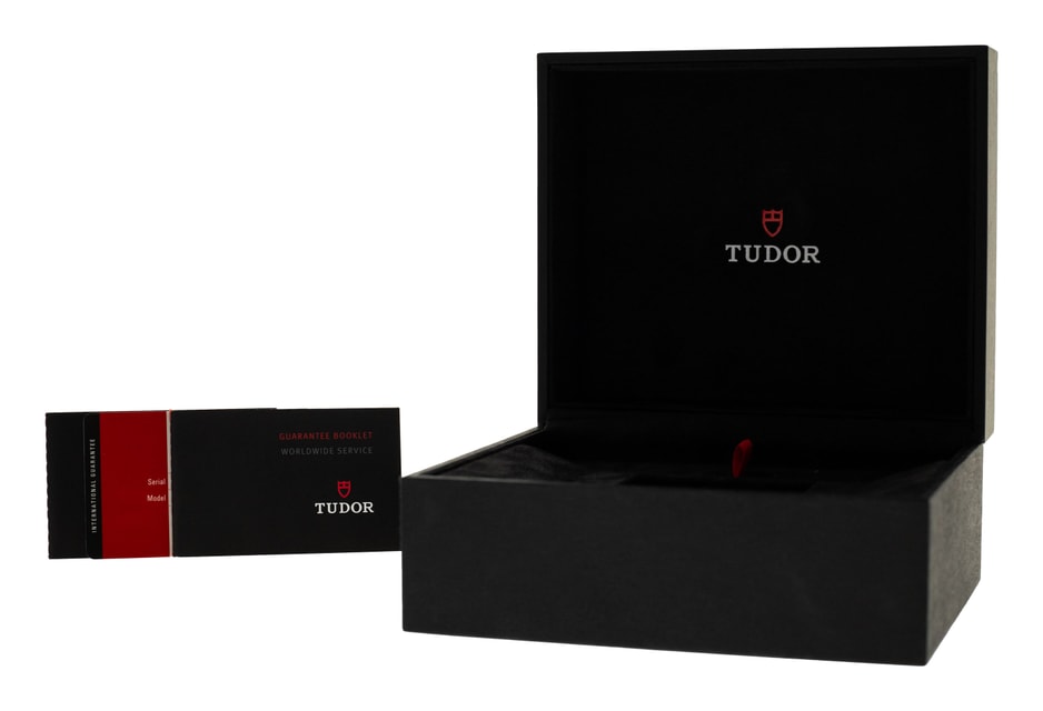 Tudor Heritage Black Bay M79350-0004 Image 4